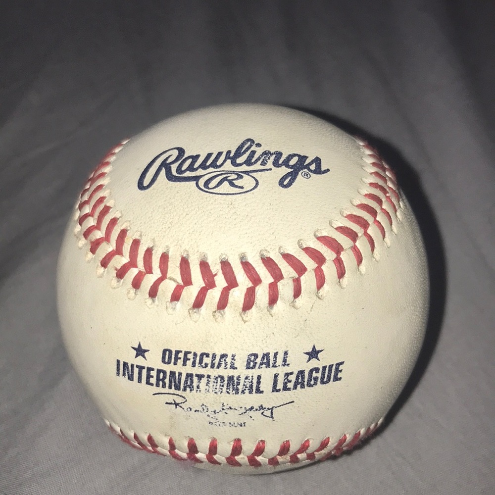 Winning ball for Mudhens